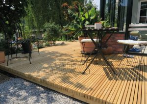 PINUEX - taras modułowy z modrzewia syberyjskiego MOCOPINUS